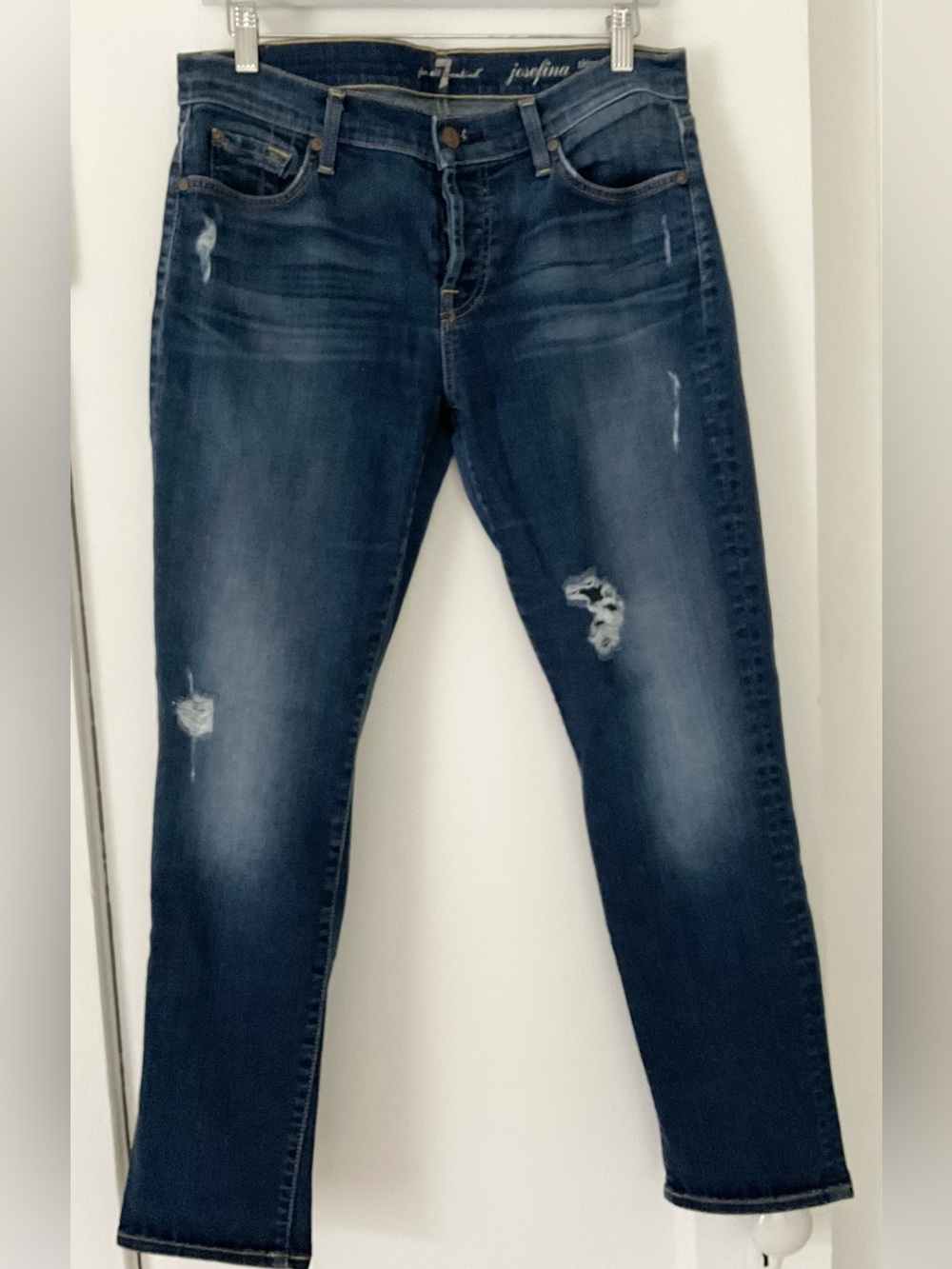 7 For All Mankind Josefina Skinny Boyfriend Jeans Size 28 Distressed